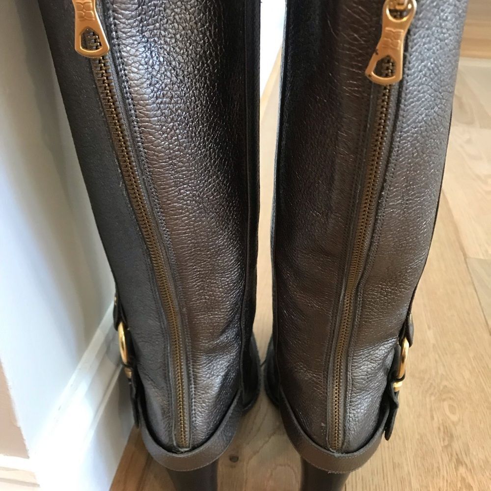 Neiman Marcus Brazilian Leather boor with Brass solid hardware - Picture 6 of 11